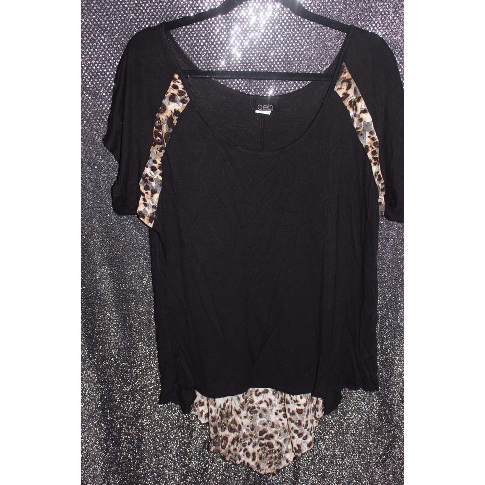 Deb Size 2x Black and Cheetah Tee with Lace